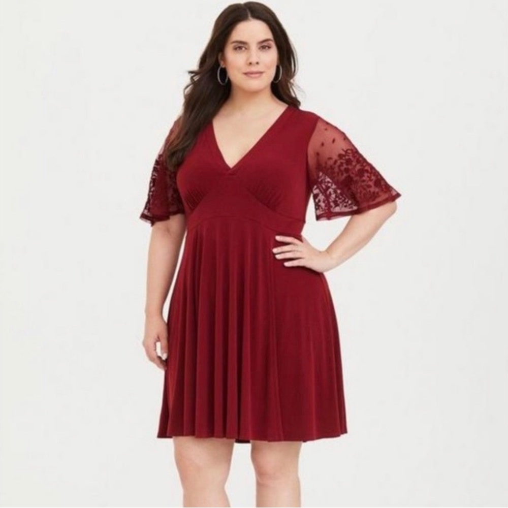 NWT Torrid Skater Dress Burgundy 1X